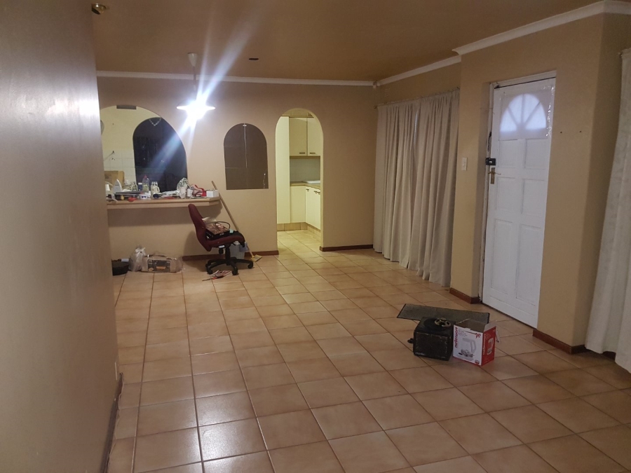 3 Bedroom Property for Sale in Edgemead Western Cape